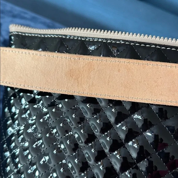 Consuela Jax bucket bag - Picture 10 of 11